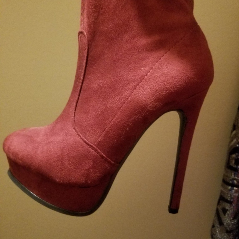 Brand New Maroon Booties